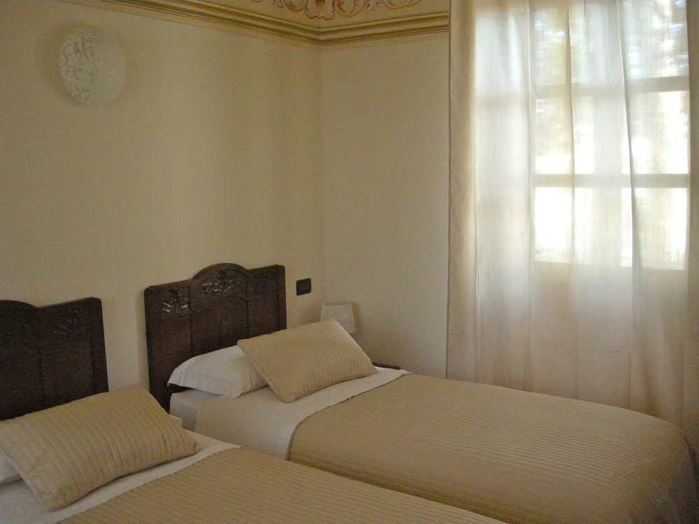 Villa Scati Bed And Breakfast Melazzo Exteriör bild