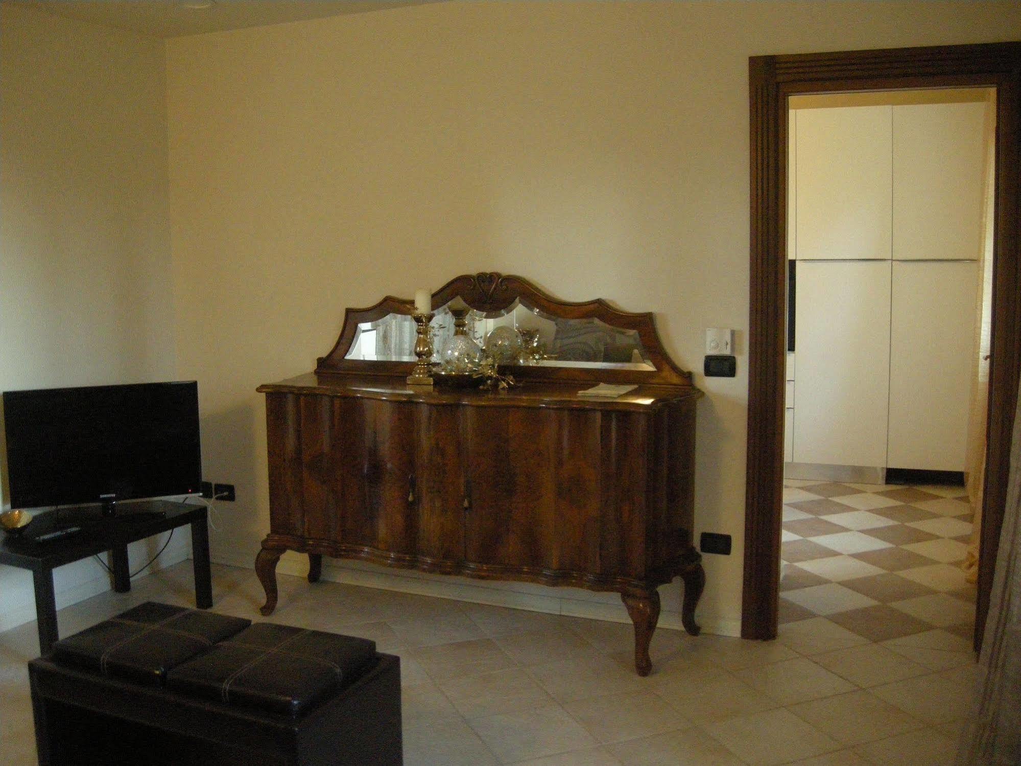 Villa Scati Bed And Breakfast Melazzo Exteriör bild